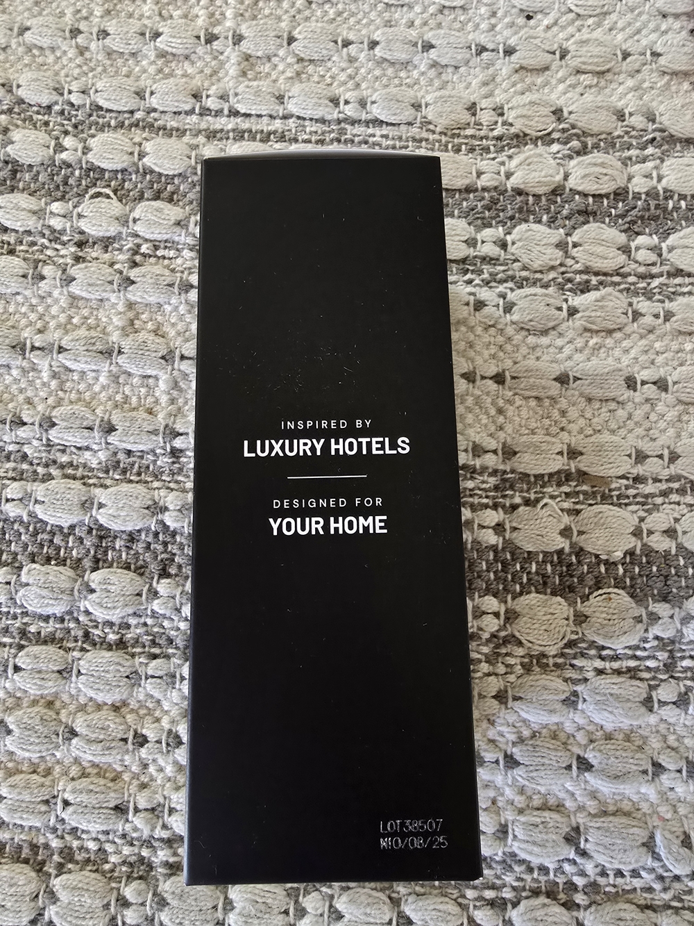 Hotel Collection Mystify Reed Diffuser Box - Black & White - Picture 6 of 6